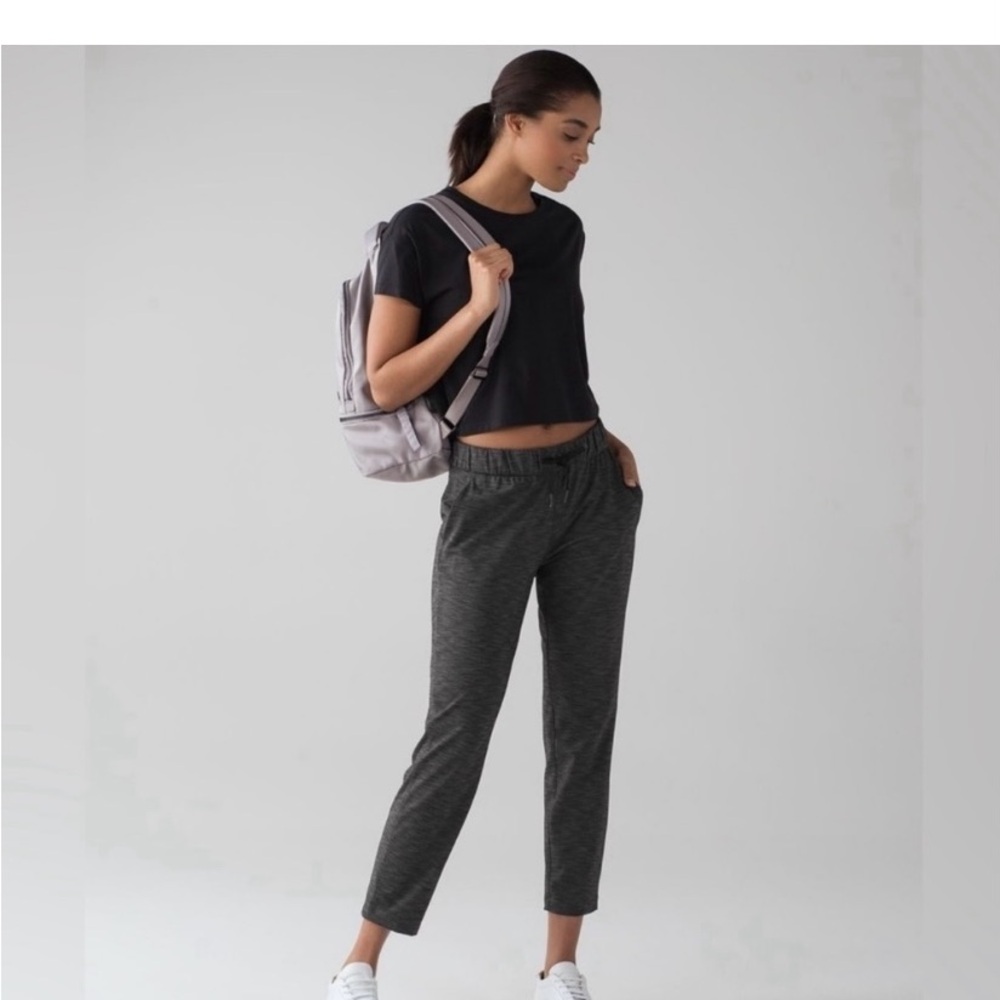 Lululemon on the fly pants in steel blue